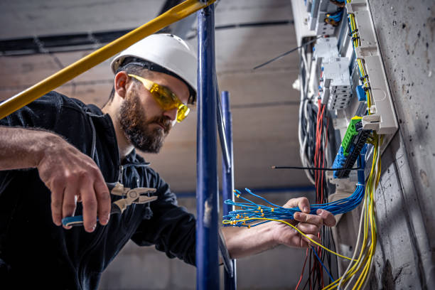 Best Affordable Emergency Electrician  in Folsom, PA